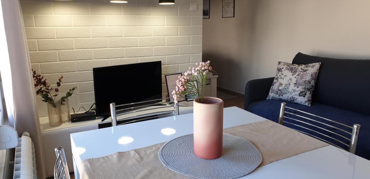 Lovely Private Flats Free Parking Νόβι Σαντ Εξωτερικό φωτογραφία